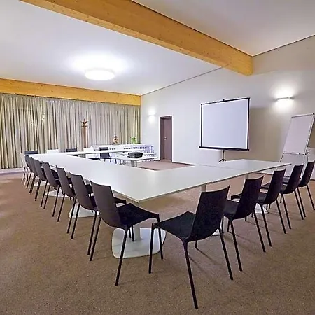 Hotel Sand Martin Mlada Boleslav