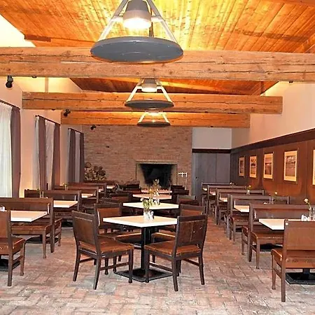 Hotel Sand Martin 4*