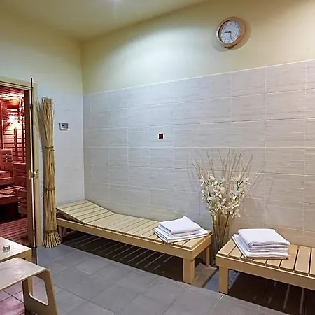 Hotel Sand Martin 4*